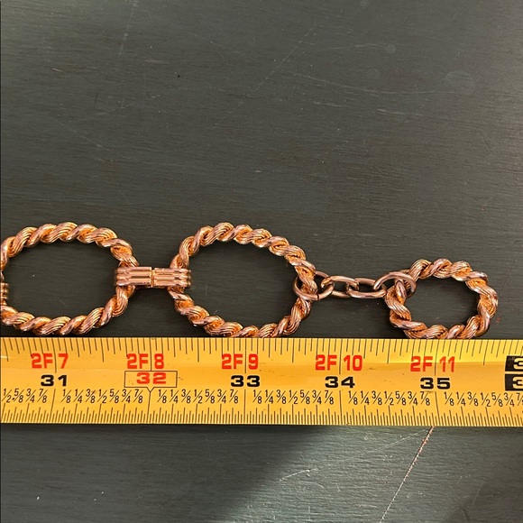 Chain belt 36 inches long fits like a medium on the last chain
MEDIUM - Picture 2 of 2